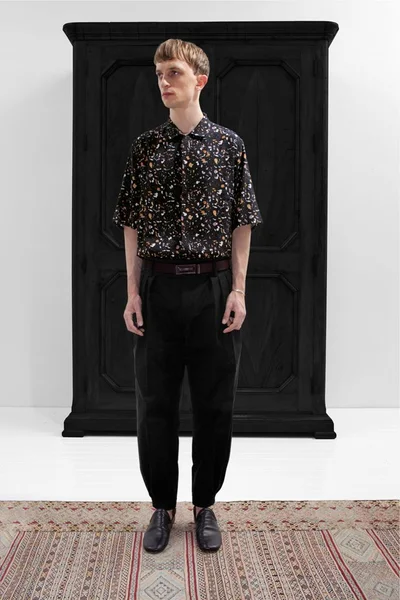 Look 17